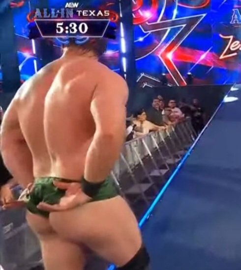 wwe_hotmens's tweet image. Cash Wheeler and his big booty 🥵
Cash Wheeler has a big ass 🤤

#AEW #AewDynamite #AEWAllInTexas #AEWAllIn #CashWheeler