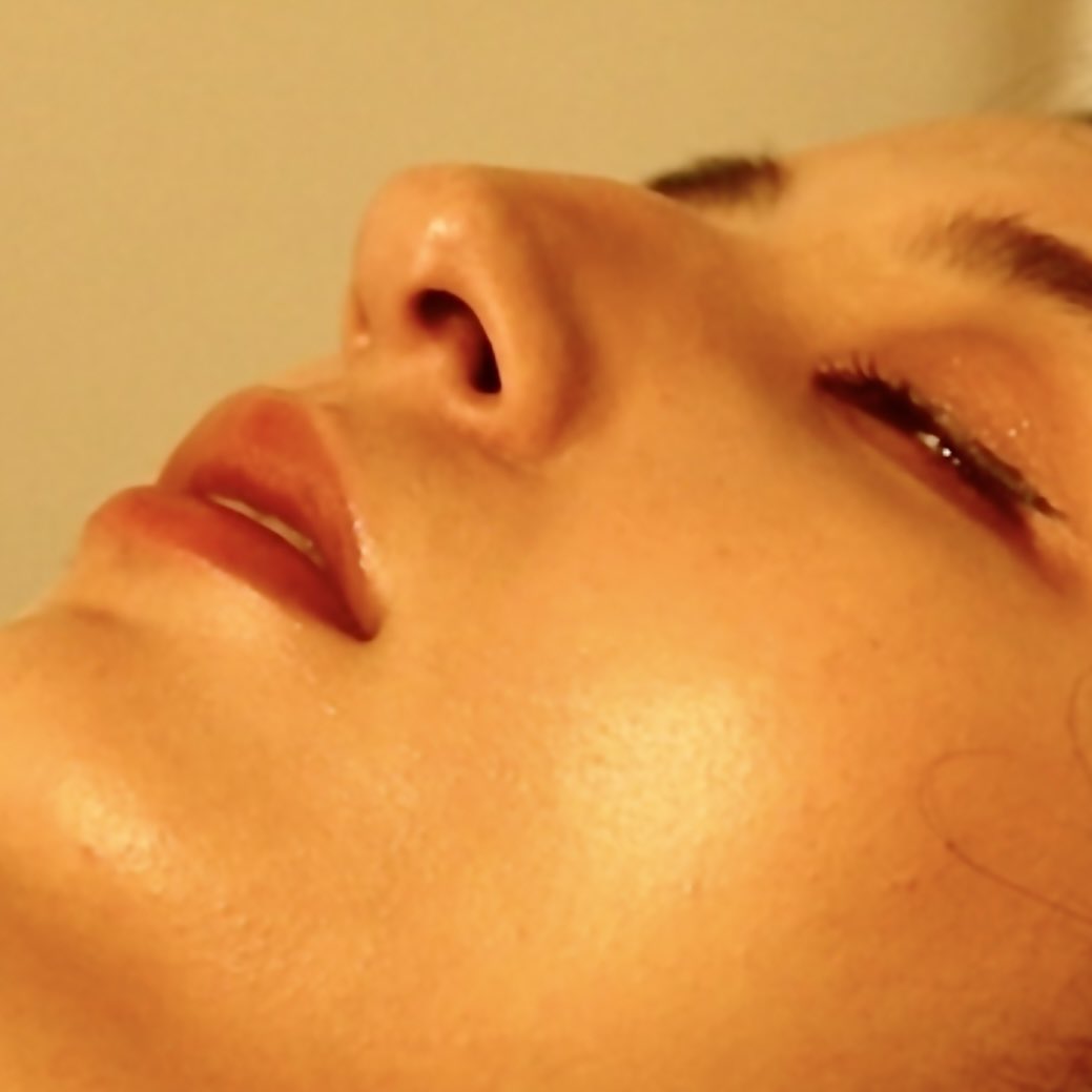 fragilegod's tweet image. 癒し～ぷの広告の人。
なかなかの良鷲鼻持ちですね。
 #鼻フェチ 
 #nosefetish