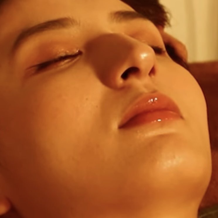 fragilegod's tweet image. 癒し～ぷの広告の人。
なかなかの良鷲鼻持ちですね。
 #鼻フェチ 
 #nosefetish