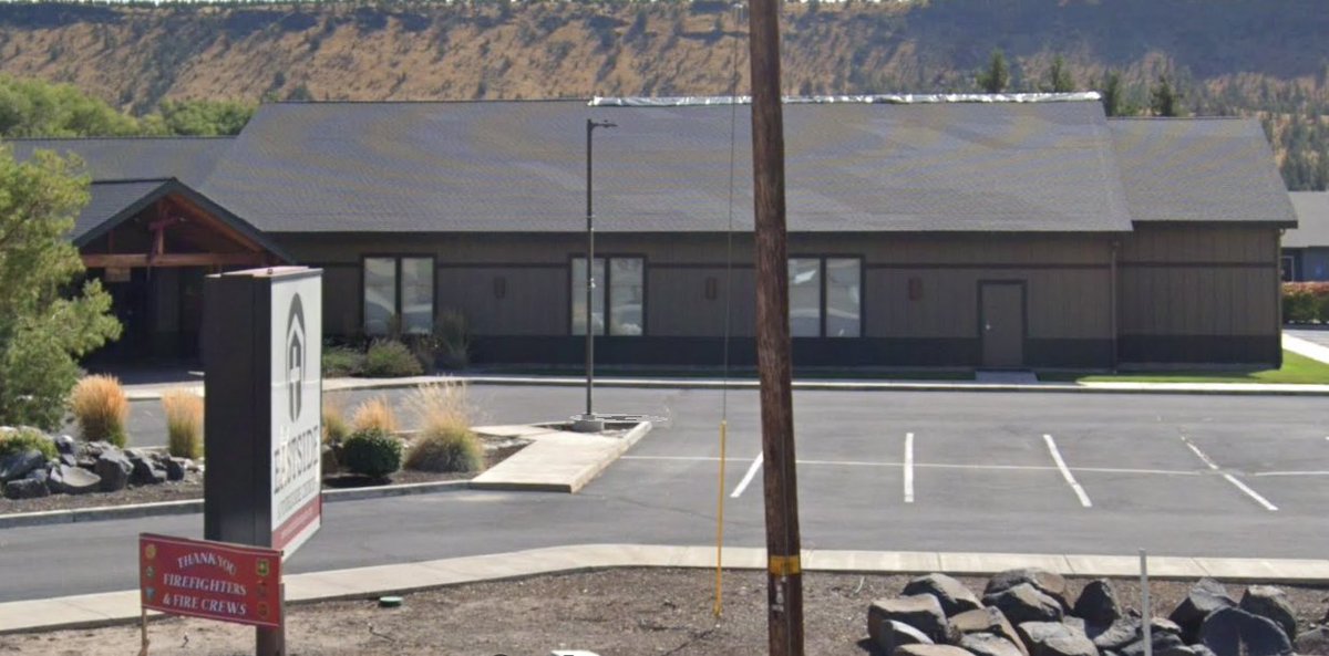 RedCrossCasc's tweet image. We've opened a shelter in Eastside Church in Prineville at 3174 NE 3rd St, Prineville, OR 97754 due to evacuations from the Highland fire.
If you have large animals, please bring them to Brasada Ranch at 16976 SW Brasada Ranch Rd, Powell Butte, OR.
If you've been affected by…