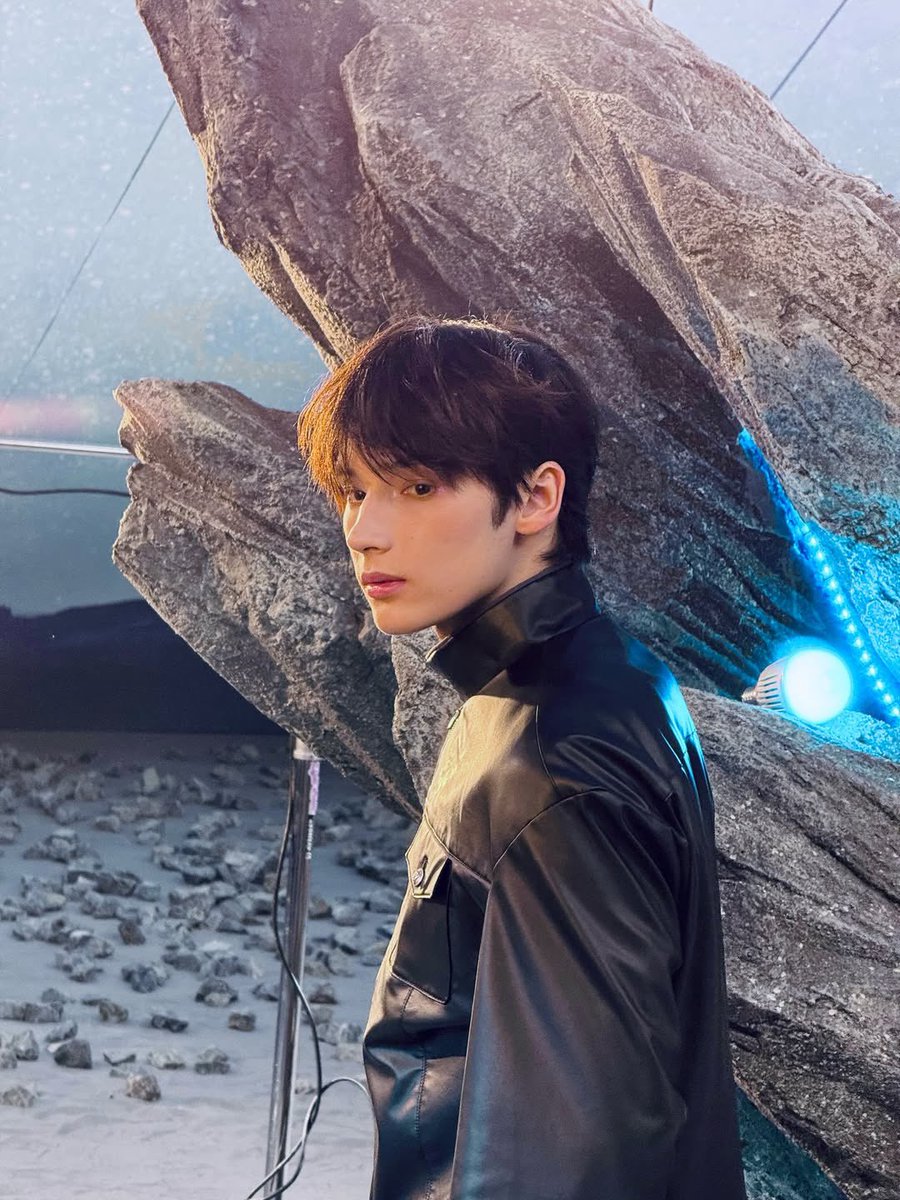 HNKMEDIA's tweet photo. #HUENINGKAI instagram update https://t.co/aqbC0C2omW