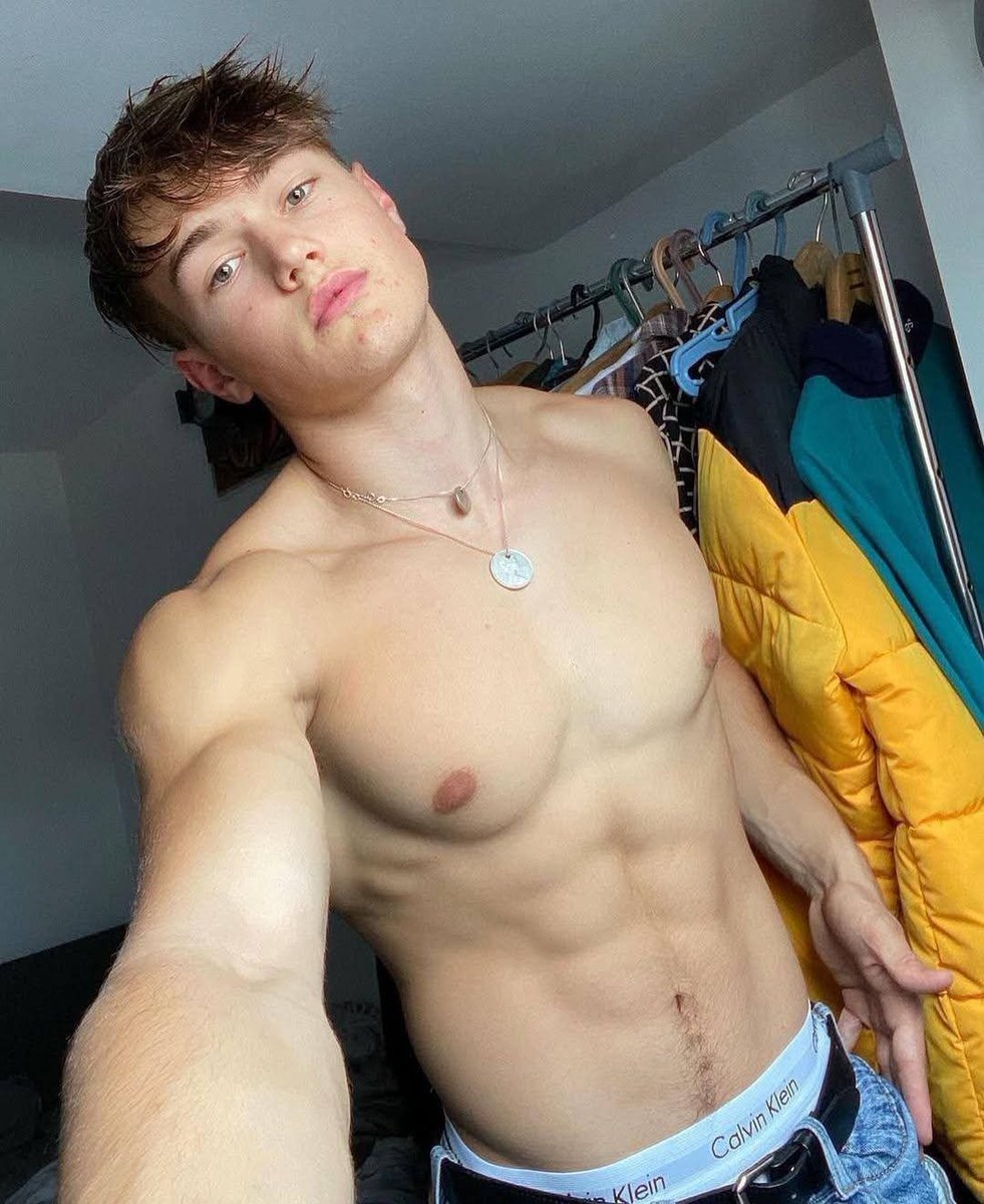𝚃𝙾𝙳𝙳 (@itstoddw) on Twitter photo 