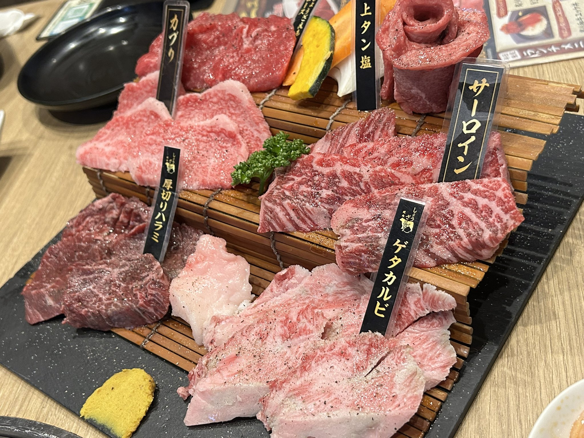 ⚠️焼き肉どん⚠️マーシャルアンプ&キャビ⚠️ Yakiniku indoors! The smokeless yakiniku grill has arrived