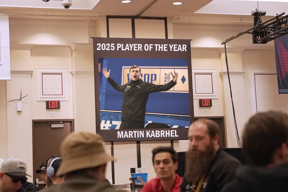 PokerNews's tweet photo. Just imagine, there's a chance we get Player of the Year @martinkabrhell and @WSOP Main Event Winner @WilliamKassouf banners for next year.. #GoodForTheGame? https://t.co/BtOuW2XxwH