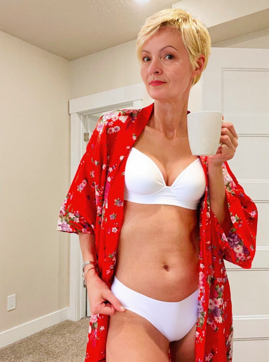 Дуже хотілося стати мегапопулярною в твіттері. 
#хтивийпонедiлок #хти