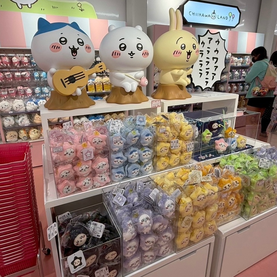 uyupi8's tweet photo. くら寿司第2弾と新宿のちいかわランド行ってきた😽😽 https://t.co/KHQzqM2Q7o