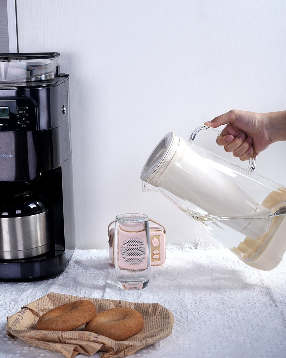 Glacierfresh_'s tweet image. Clean water. Clean life. 💦
#glacierfresh #waterpitcher