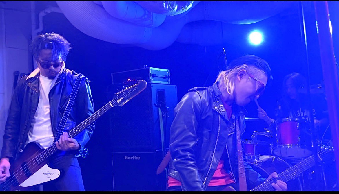 [tonight]

7/13(sun) at 会津カラン堂

｢アクションパンクロッカー永遠ピエロの還暦祝･みちのく編～２ＤＡＹＳ｣
スペシャルゲスト/キース(ARB)

DAY2(7/13)
ＡＩＢ
ニューエロティカ
THUNDER TOMAHAWK
MASKAKi BOYZ

本日！
今日は諸事情によりヘルプドラマーOBTにぶっ叩いてもらいます！