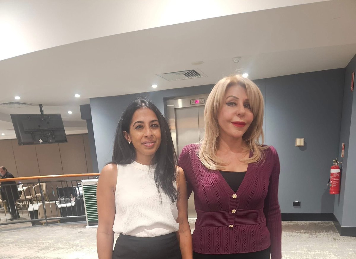ChristouSteve's tweet image. Thursday evening at the Join the fightback public forum. Craig Kelly, myself and our special Guest speaker Dr Joanna Howe all spoke in favour of pro life.
It was an amazing evening. And a huge turnout. I thank everyone that attended the forum. Special thank you to my dear…