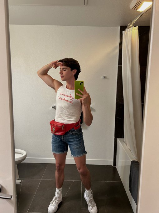 False advertising. https://t.co/BWFXhapn8Q