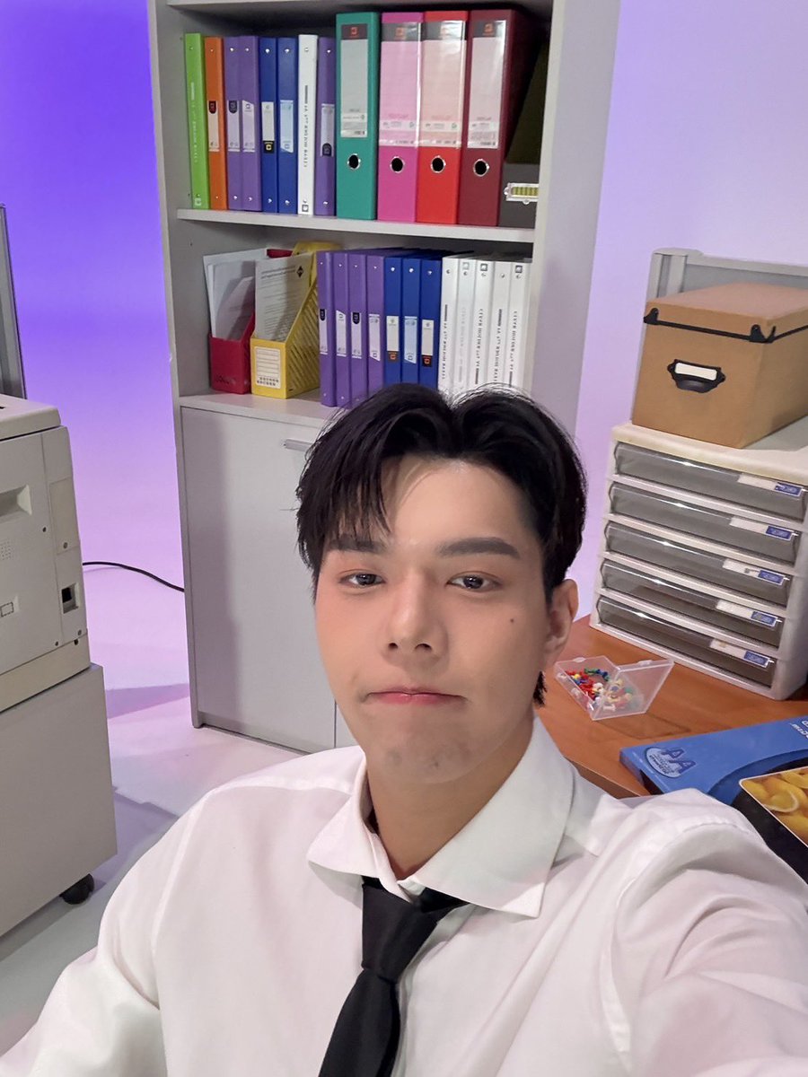 no1else_noel's tweet photo. เครื่ิองซีล็อคเสียครับท่าน
#Noel_2HOUSES #2HOUSES_EP9 https://t.co/Nqf0ihQh5v