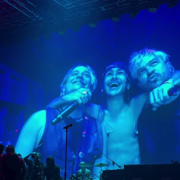 AIRBAG, PATRIA Y FAMILIA