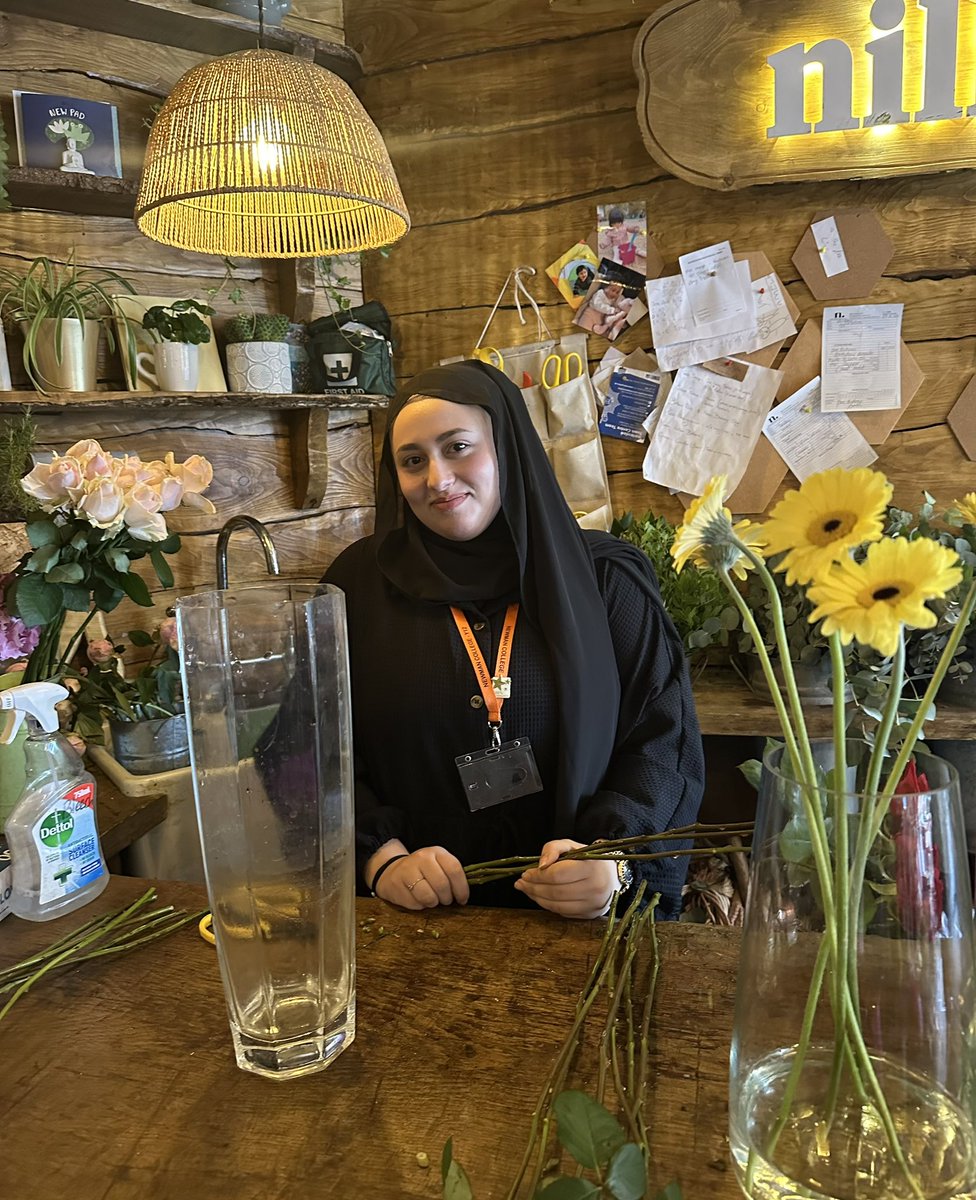 NCCBrent's tweet image. Congratulations to Nilly Flowers on their award from @Georgia_Gould in recognition of their dedication &amp;amp; contributions to strengthen the Queen's Park &amp;amp; Maida Vale Constituency. We very much appreciate Nilly Flowers support of our #ncc6 #enrichment &amp;amp; #workready programmes.