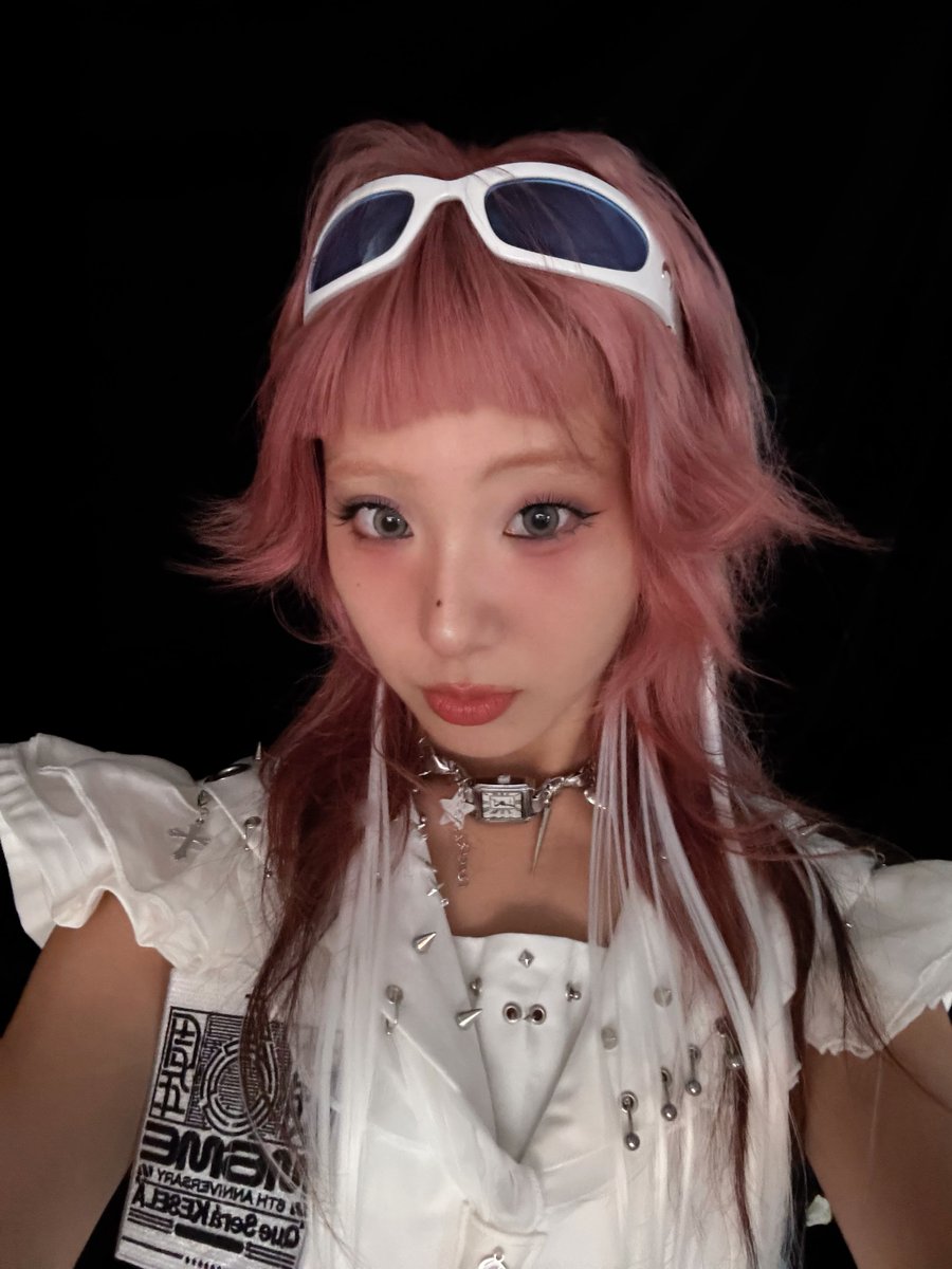 ねね Post by NENE(ミームトーキョー)/ロマンチック中毒 on X: NEW🤍