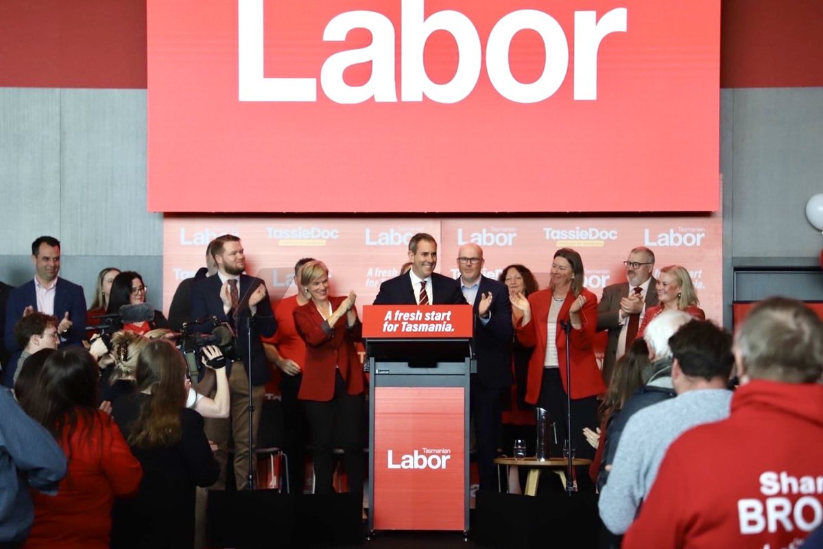 JEChalmers's tweet image. Tasmania deserves a fresh start and Dean Winter is the person to deliver it.
It was an honour to launch his campaign in Devonport today.
#auspol #ausecon @TasmanianLabor