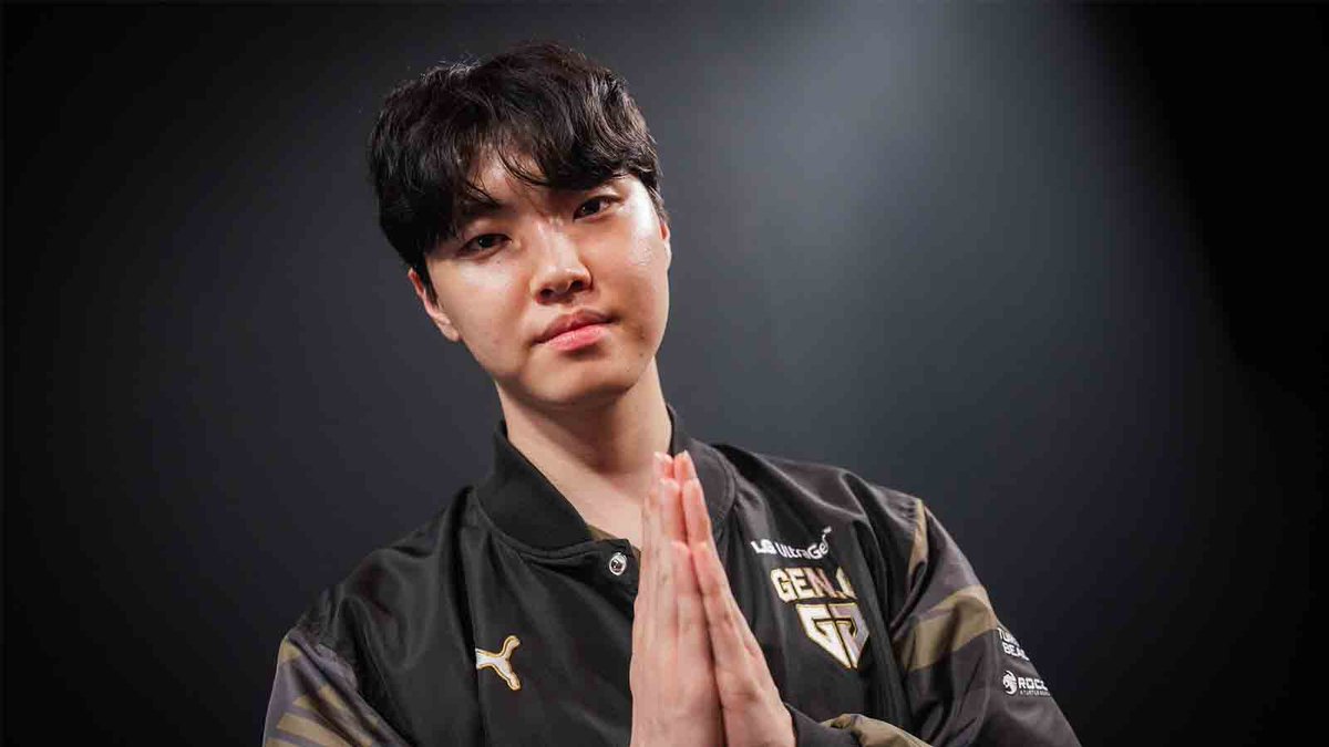 LSXYZ9's tweet photo. Church of Chovy. Finally. #MSI2025 https://t.co/UXZy140BNc