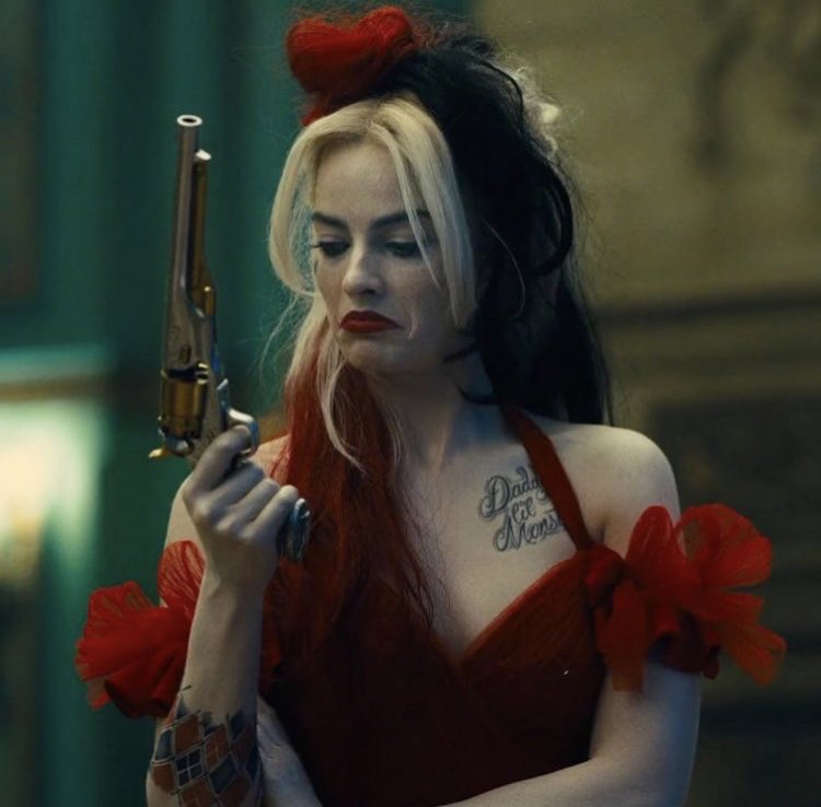 killing dictators and looking good while doing it