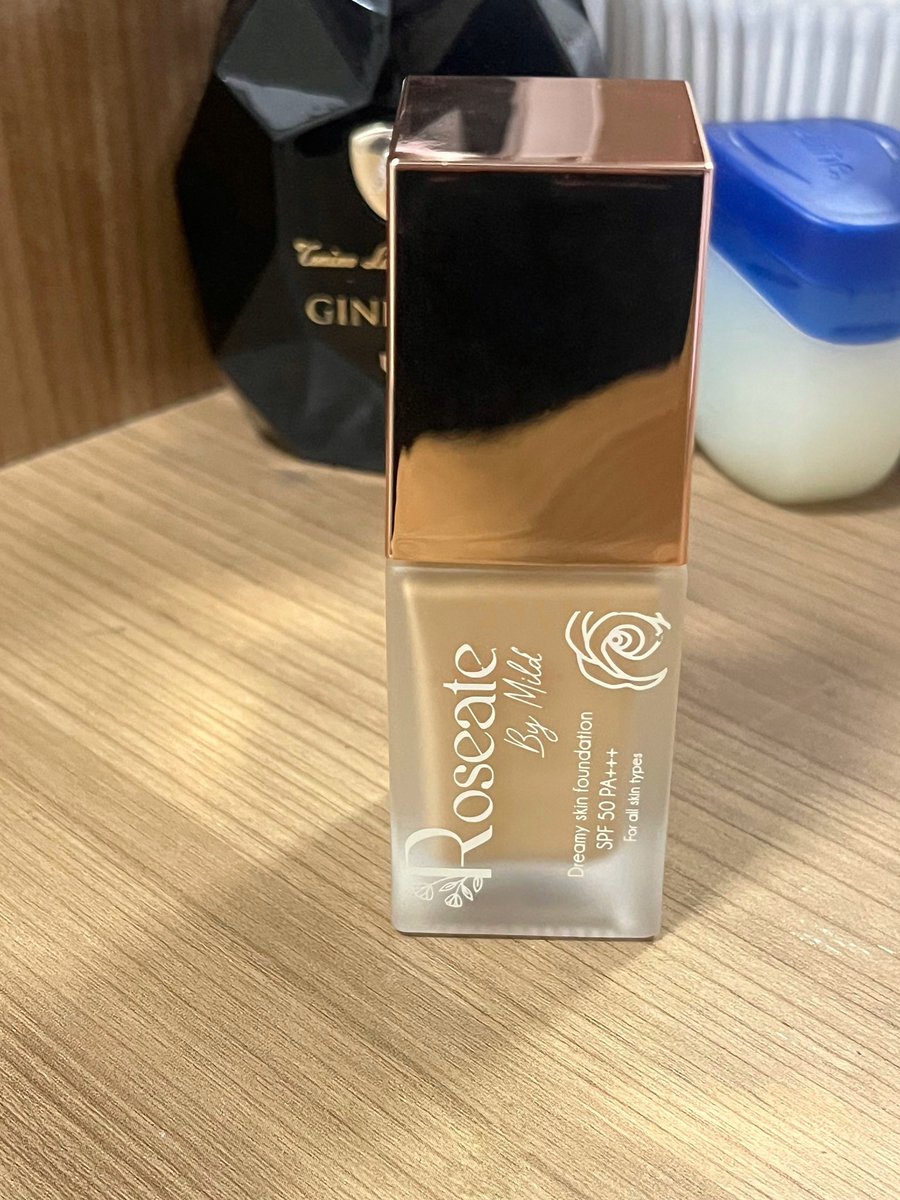 #ส่งต่อ รองพื้น roseate 02 เหลือ~60% ส่งต่อเพราะผิวขาวขึ้นต้องเปลี่ยนเฉด🥹
/ 130฿ รส.🩷🩷
#ส่งต่อเครื่องสําอาง #เครื่องสำอางมือสอง #ส่งต่อเครื่องสําอางมือสอง #ส่งต่อคสอมือ2 #คสอมือ2 #ใช้ดีบอกต่อ #โล๊ะตู้ #ส่งต่อเสื้อผ้ามือสอง