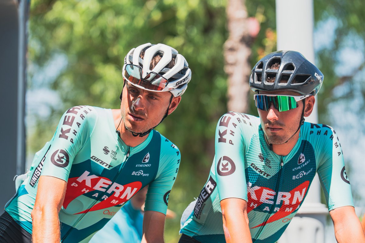 🇨🇳 #TOMQ2025 | Etapa 8

🏁 ¡Se acabó el <a href="/TDQL_Official/">Tour of Magnificent Qinghai</a> con un nuevo sprint en Xihaizhen! 

💚 Antonio Soto certifica su top 10 en la general e Iván Cobo concluye 11º en una vuelta donde el Equipo Kern Pharma peleó con ambición hasta el final