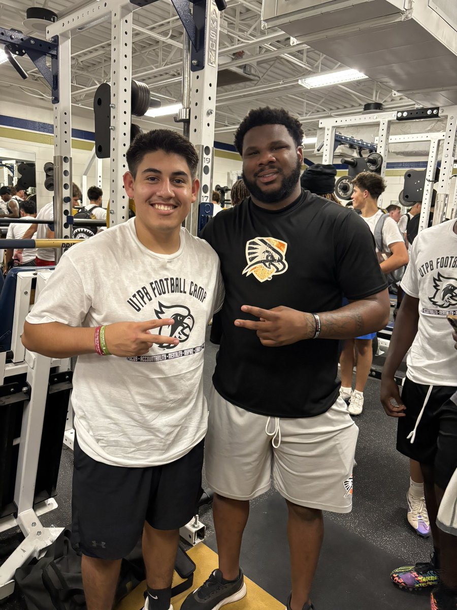 prim9time_'s tweet photo. GREAT CAMP TODAY! LEARNED GREAT THINGS AS ALWAYS FROM THE UTPB STAFF! CAN’T WAIT TO PUT IT ON THE FIELD! #48MOREDAYS #IOB #915TAKEOVER @CoachJm0 @CoachShaw_Jake @coachbernieluna @CoachAdrian6607 https://t.co/MNu143bd8E