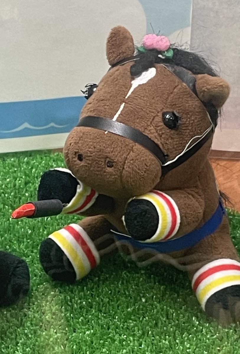 メイクしてあげてるりばちー、よく見たらマスカラ付いてて可愛すぎる