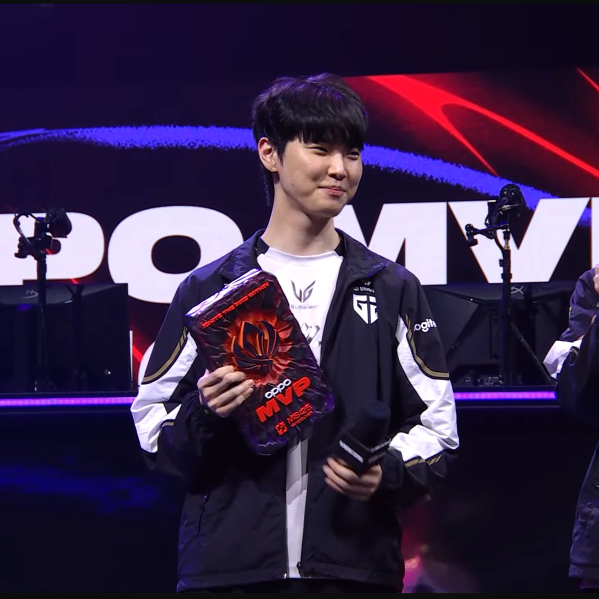 bloomizee__'s tweet image. 사랑해!!!!!!!