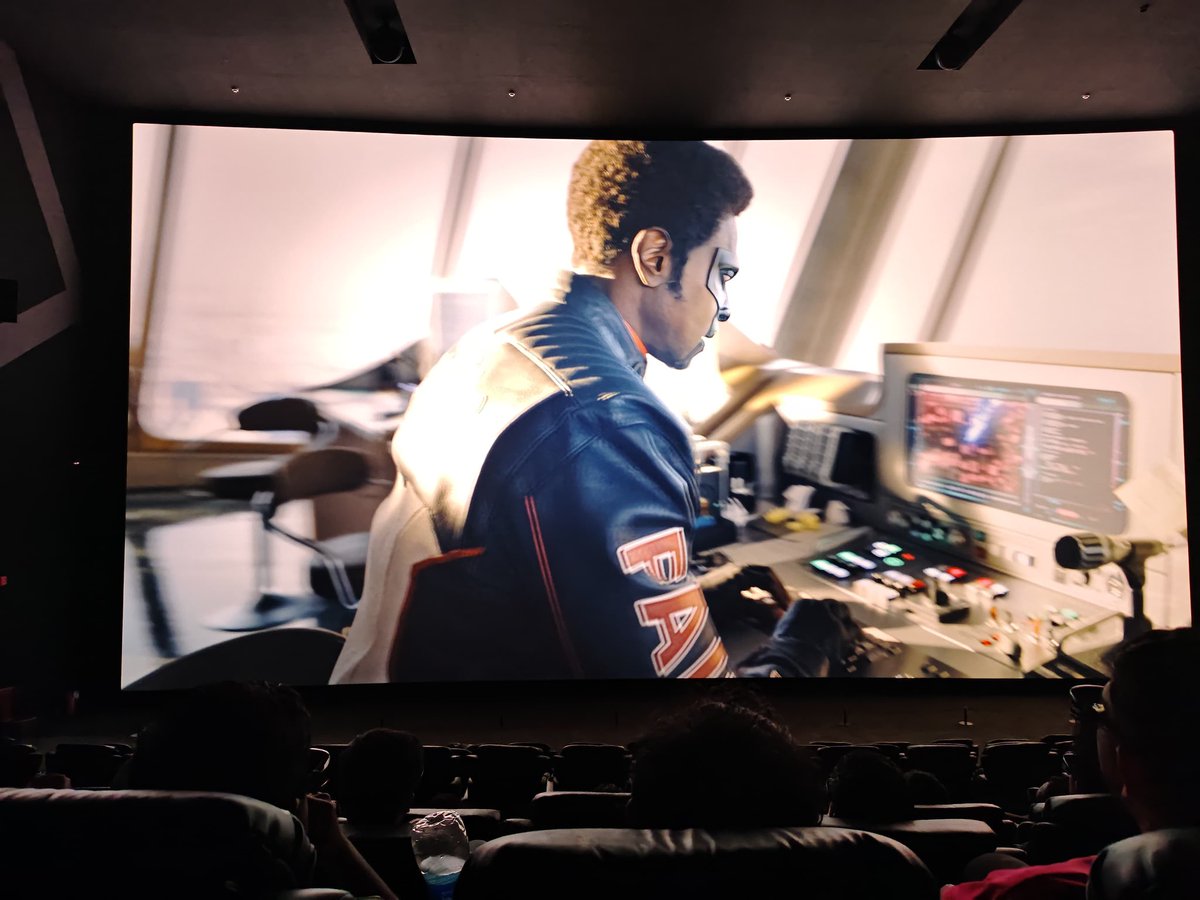 #Superman with Eng DCP flat content at #VetriESquare’s #EPIQ on a 65-ft scr is something we’ve never witnessed before!

 #Active3D visuals combined with #DolbyAtmos delivered immersive 3D effects with vbrnt colors.

Oh man, for #QUBE’s sound calib we’ve got to give them a bow!