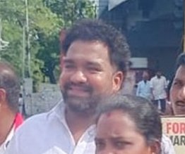 லாக்கப்ல மரணமடைந்தவருக்காக எப்படி சிரிச்சிட்டே போராடுகிறோம் 🤦🏻🤦🏻👏🏻