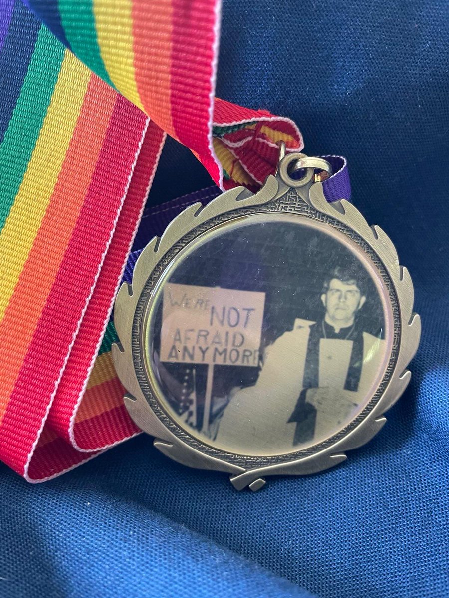 SteveKabuye5's tweet image. Absolutely thrilled to see hard work pay off! Your incredible resilience, @senfumahans, is truly inspiring and makes such a profound difference. Huge congratulations on winning the Rev. Troy Perry Medal of Pride 2025! So well-deserved. 😊🫀🏳️🌈🏳️⚧️