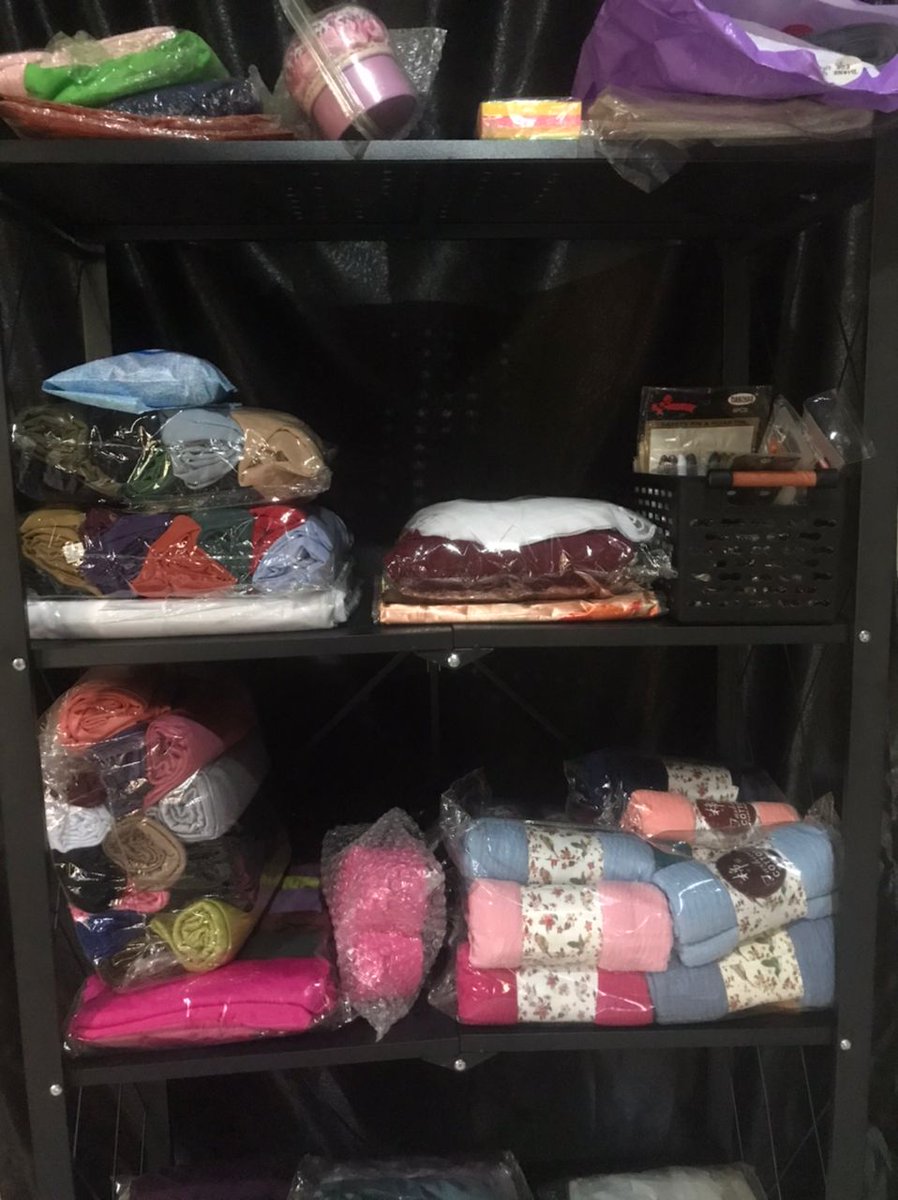zainab_horlaide's tweet photo. @Anonofdanonofd1 Zein essentials is a passion-driven fashion brand located in Ibadan Oyo state, that offers scarves and accessories that empower simplicity and confidence.

Our mission is to help women who see fashion as a language, look stylish, and secure in who they are. https://t.co/2fos3M8lnB
