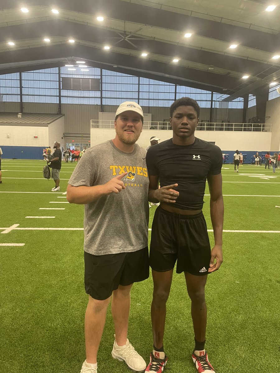 JJ Barclay (@joshuabarclay0) on Twitter photo Had a great experience today at <a href="/TxWesFootball/">TxWes Football</a> Camp got a lot of reps today and got better, I want to thank all the coaches that took the time to work with me today <a href="/Coach_Lewis5/">Judah Lewis</a> <a href="/CoachBSherrod/">Coach Brad Sherrod</a> <a href="/Coach_Sincere/">Richard Sincere Jr</a>
<a href="/_BPORTFootball/">Brazosport Football</a>
#gorams Had a great experience today at <a href="/TxWesFootball/">TxWes Football</a> Camp got a lot of reps today and got better, I want to thank all the coaches that took the time to work with me today <a href="/Coach_Lewis5/">Judah Lewis</a> <a href="/CoachBSherrod/">Coach Brad Sherrod</a> <a href="/Coach_Sincere/">Richard Sincere Jr</a>
<a href="/_BPORTFootball/">Brazosport Football</a>
#gorams