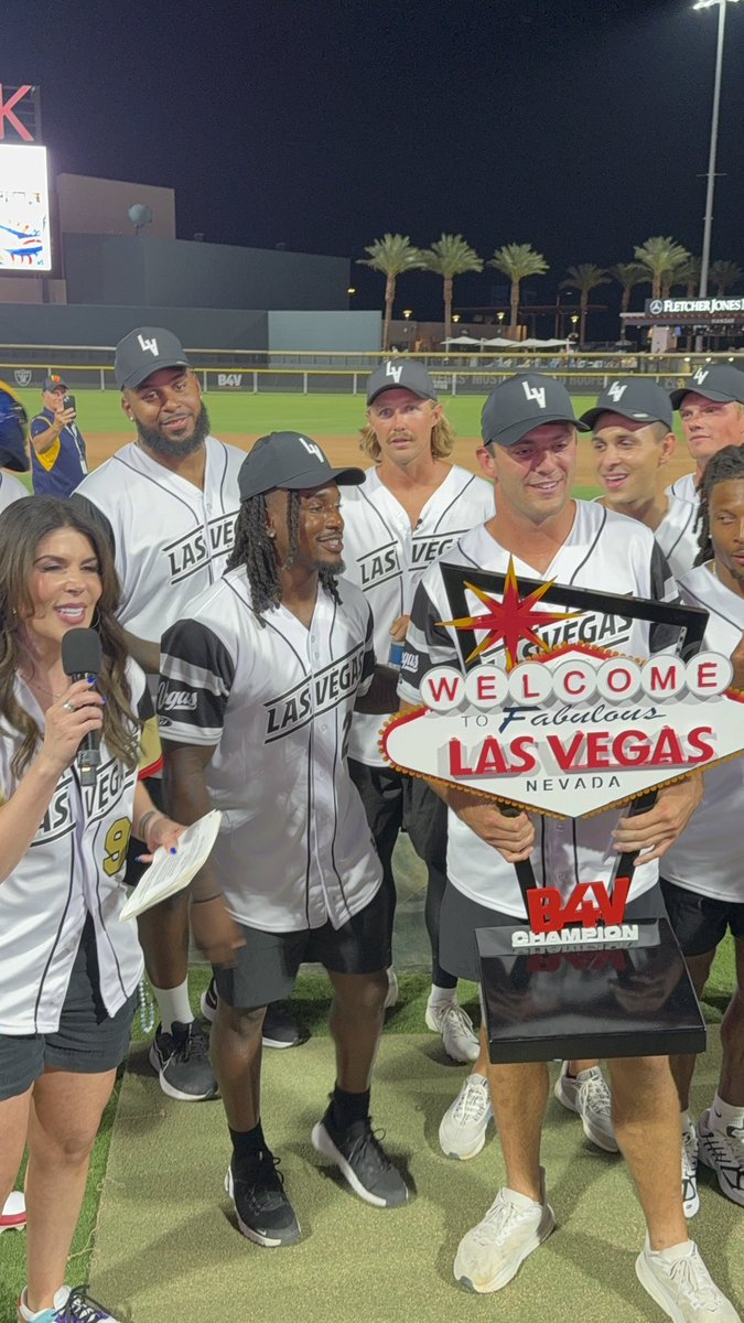 Battle For Vegas tweet media
