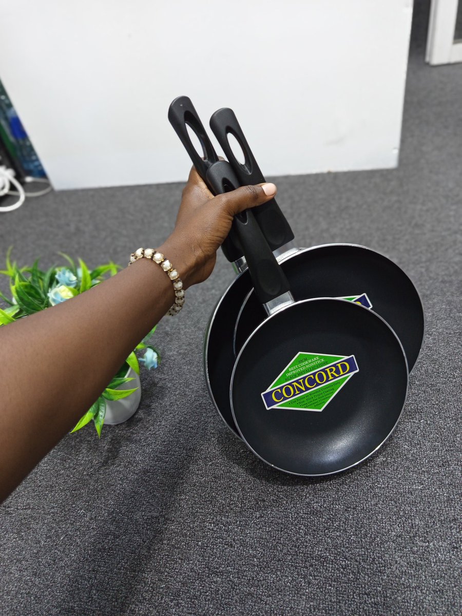 Unakaangia nini home kwako?

Frypan size:

20cm-9,000
22cm-12,000
24cm-15,000
26cm-18,000

0755 693 113

📍 Ubungo External karibu na Marioti Hotel 

Kindly retweet 🙏
