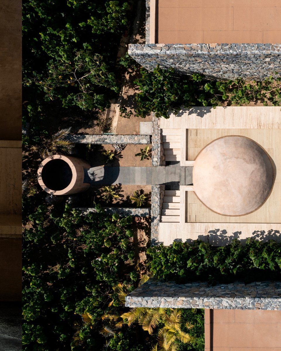 FSTamarindo's tweet image. Experience the transformative tradition of Temazcal. Rooted in ancient wisdom, this purifying ritual will guide you on an unforgettable journey of renewal, balance, and personal connection.​

​#FSWellness #FSTamarindo