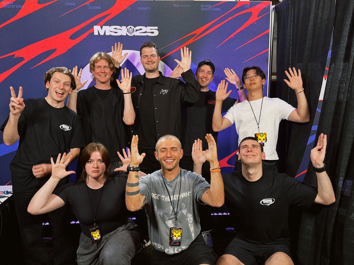 Riot chlo jo tweet media