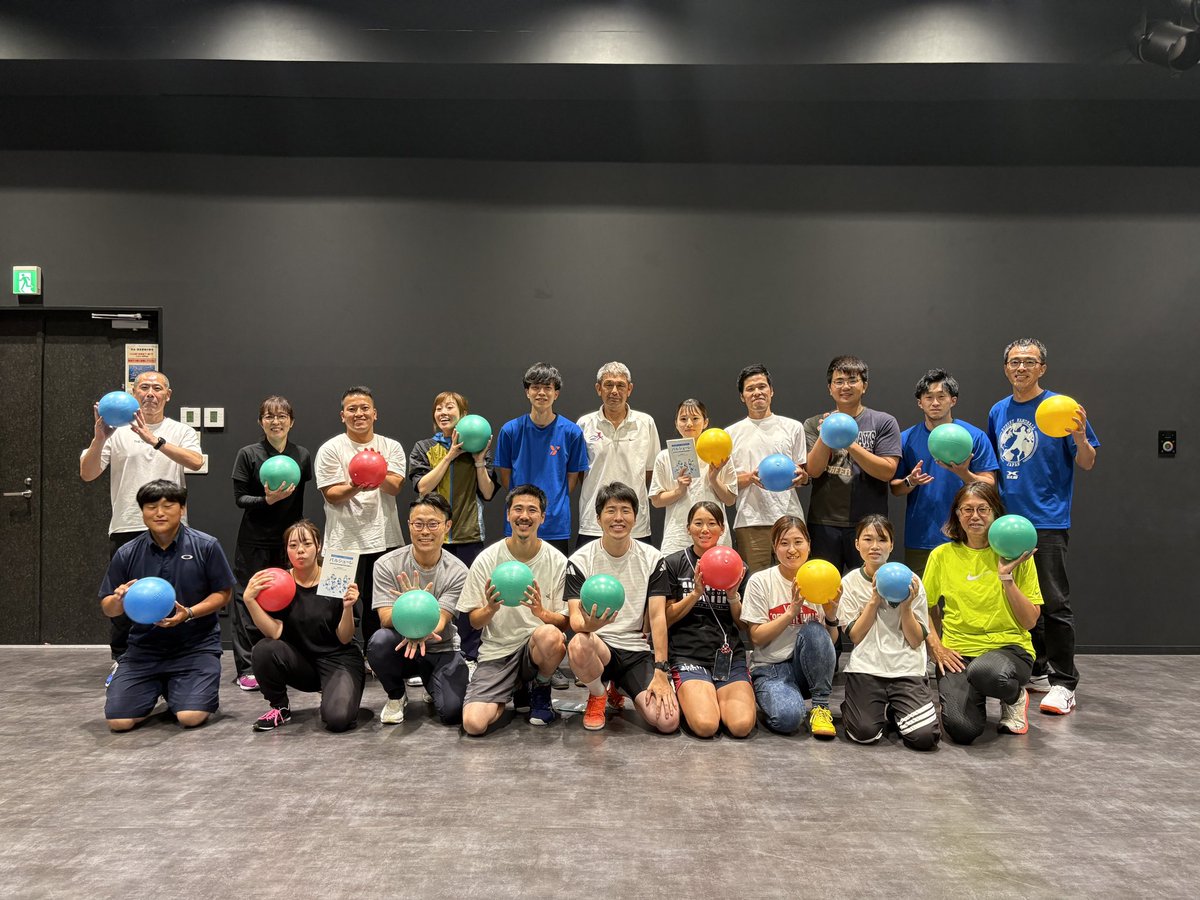 ballschuletokyo's tweet photo. バルシューレ講習会終了!
受講者の皆様、ありがとうございました!
次回は9月にさいたまでお会いしましょう💪
#ballschule #バルシューレ #バルシューレ東京 https://t.co/t6D9WFYv9k