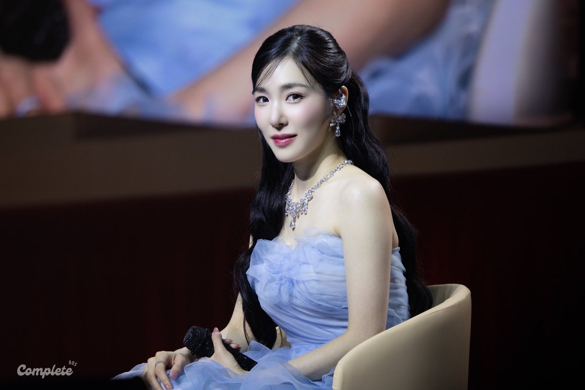 Complete805's tweet image. 250712 Tiffany Young HERE FOR YOU IN MACAU
λ°μ§λ°μ§β¨
#TiffanyYoung #ν°νλμ #ν°νλ
#HERE_FOR_YOU #2025HEREFORYOU_IN_ASIA #2025HEREFORYOU_IN_MACAO