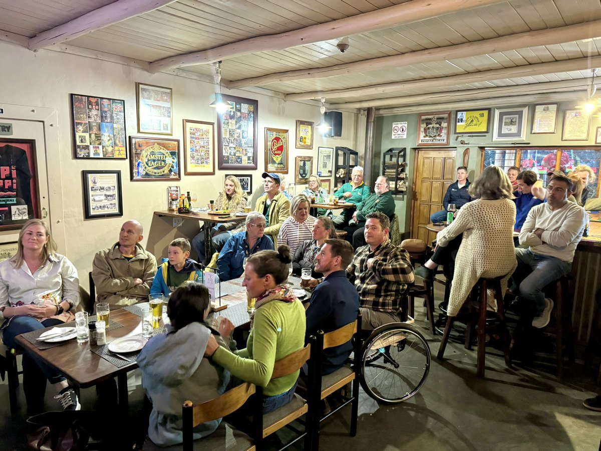 n_plow's tweet photo. At the Pot ‘n Plow, everybody wins when the @Springboks win!
All the right vibes - Delicious Food, Warm Fires, Cold Beers, Super Service, and Familiar Faces!
🍕🍝🍻🍷🔥 🏉 🇿🇦 🎶
#CastleLagerIncomingSeries #Bokke #SpringboksvsItaly #ForeverGreenForeverGold #funforthewholefamily https://t.co/6ibL1wzFwt