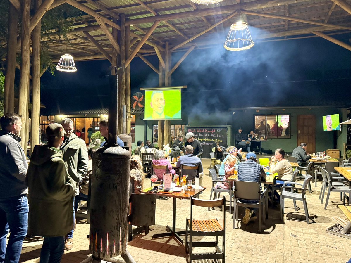 n_plow's tweet photo. At the Pot ‘n Plow, everybody wins when the @Springboks win!
All the right vibes - Delicious Food, Warm Fires, Cold Beers, Super Service, and Familiar Faces!
🍕🍝🍻🍷🔥 🏉 🇿🇦 🎶
#CastleLagerIncomingSeries #Bokke #SpringboksvsItaly #ForeverGreenForeverGold #funforthewholefamily https://t.co/6ibL1wzFwt