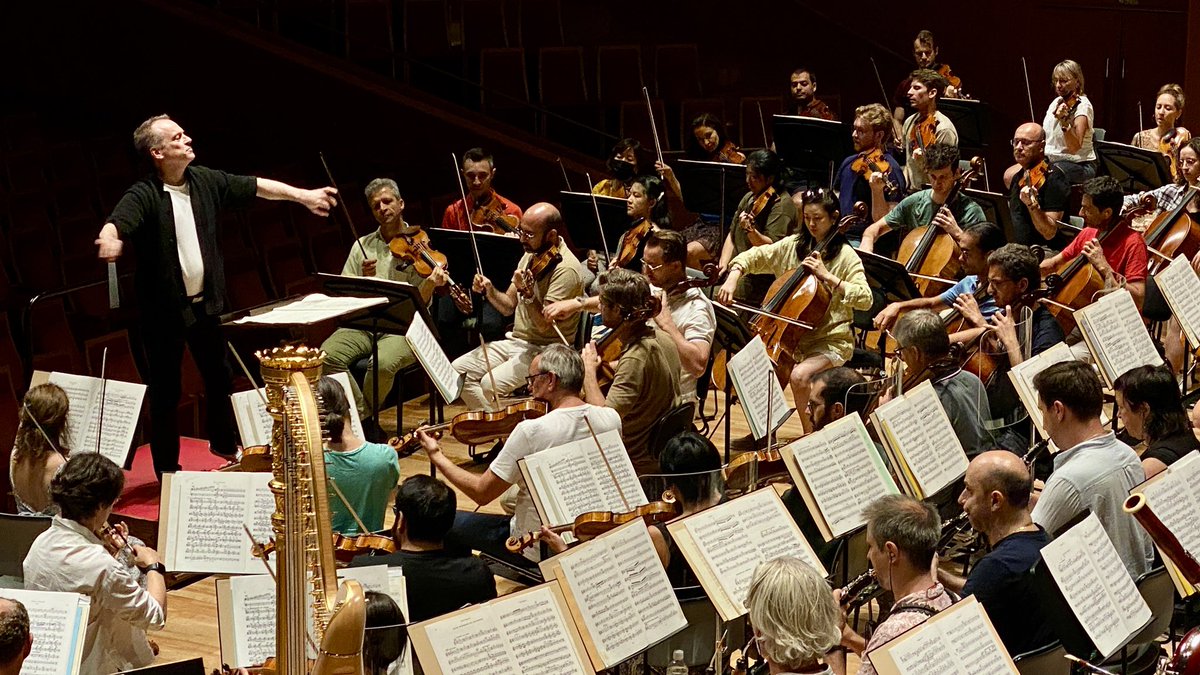 #ジョナサン・ノット
#HIMARI
#スイス・ロマンド管弦楽団
いよいよツアーの締め括りの名古屋公演❗️
kajimotomusic.com/concerts/osr-2…
#OSR #JonathanNott