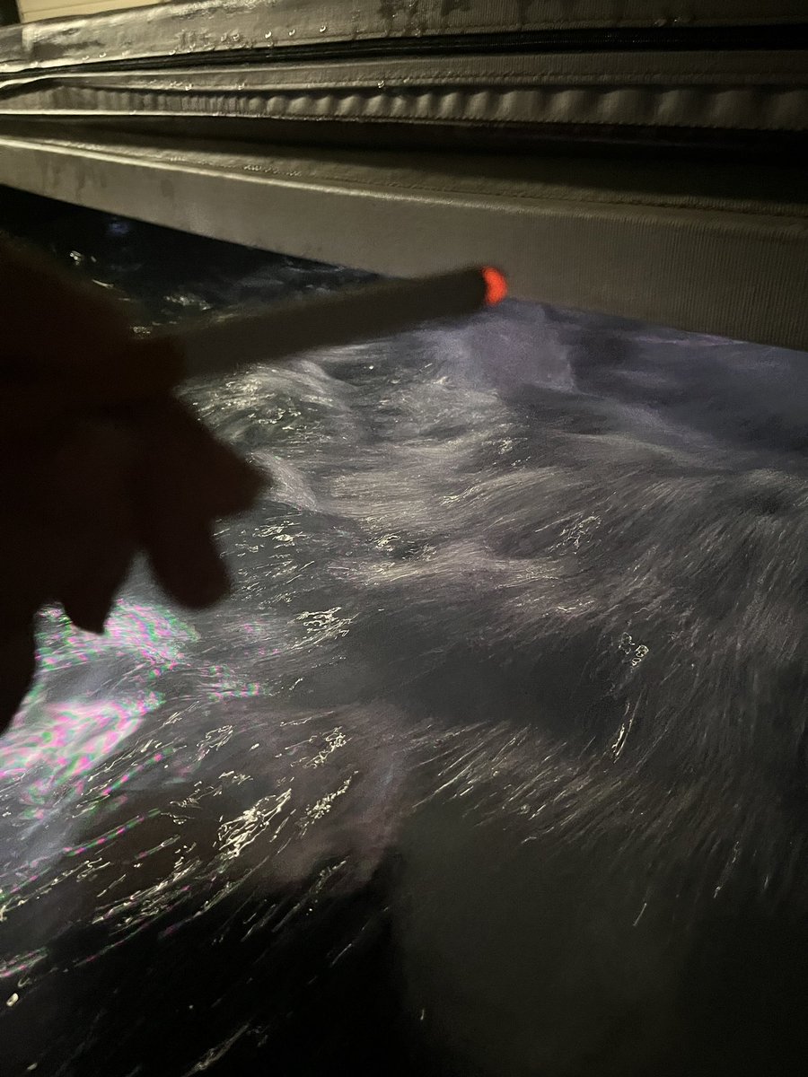 CaIculatedRIsk's tweet image. Weekend relaxing with friemd 😋