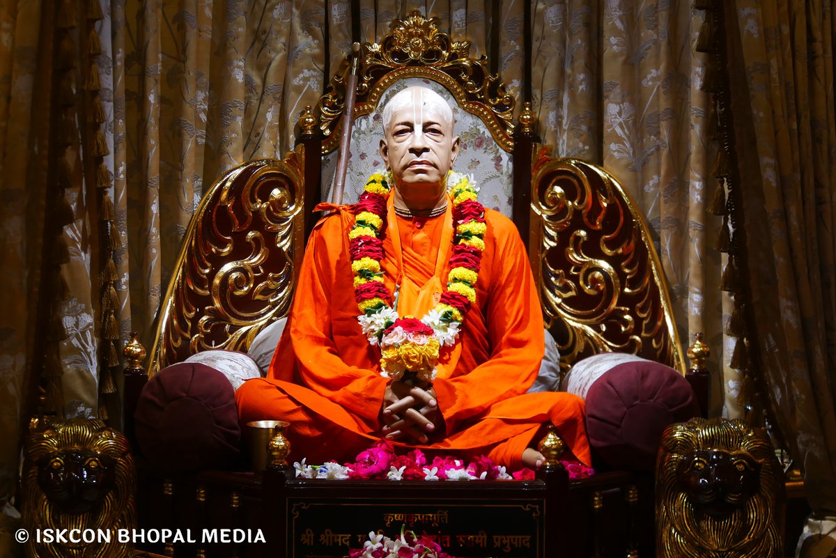 IskconB's tweet photo. Sringar Darshan
Date : 13-07-2025 https://t.co/zT1TOoCKdR