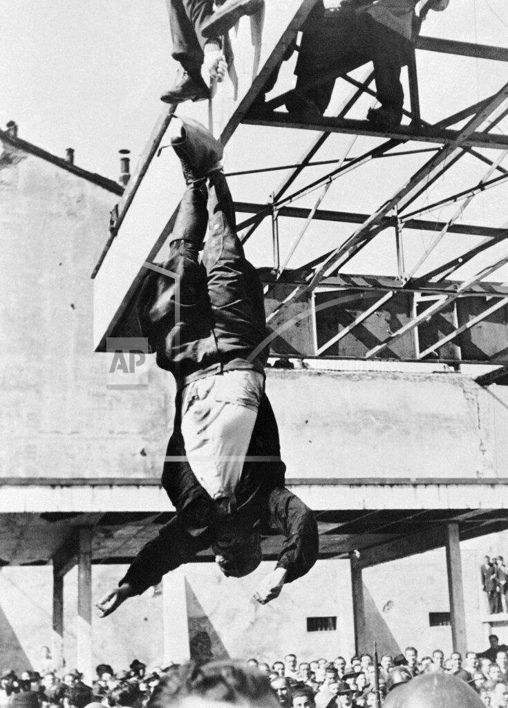 TheMontanaTimes's tweet image. Mussolini after his public execution 

Definitely how murderous fascists always end up...upside down with their eyes pecked out or they commit suicide like Hitler

Retweet if you agree!

#mtpol