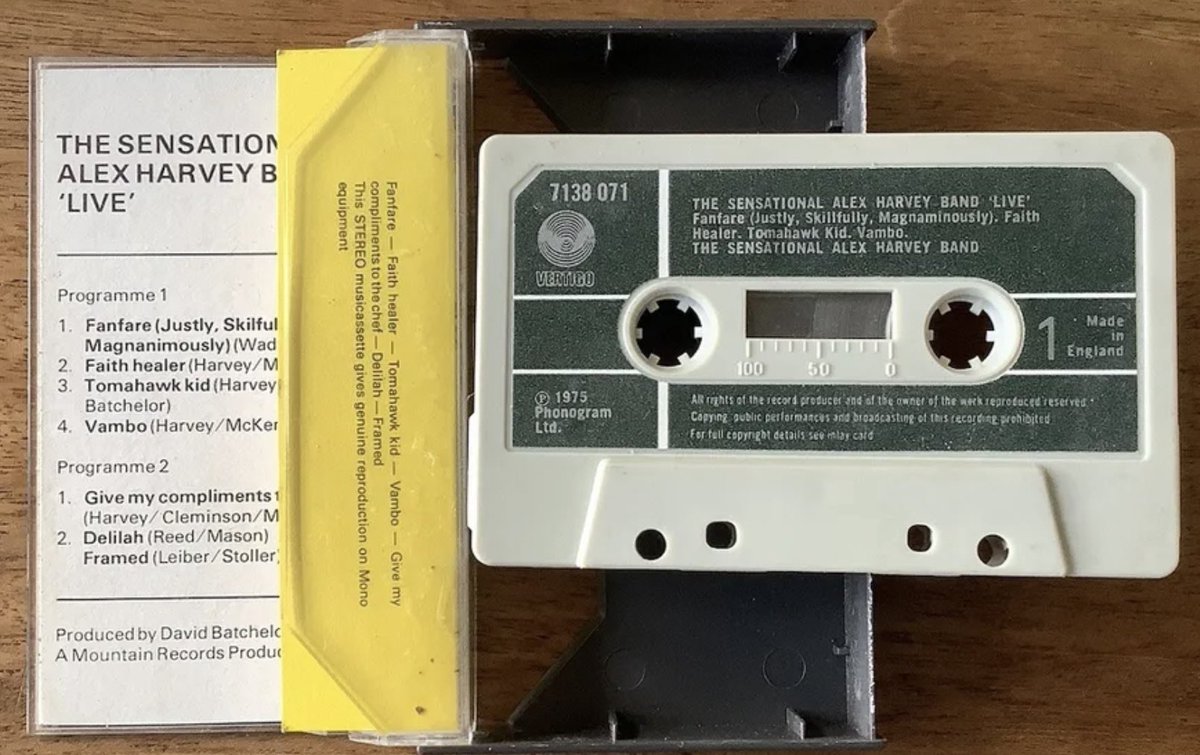 Sensational Alex Harvey Band: Live

youtu.be/V44KHW8zuNs?si…