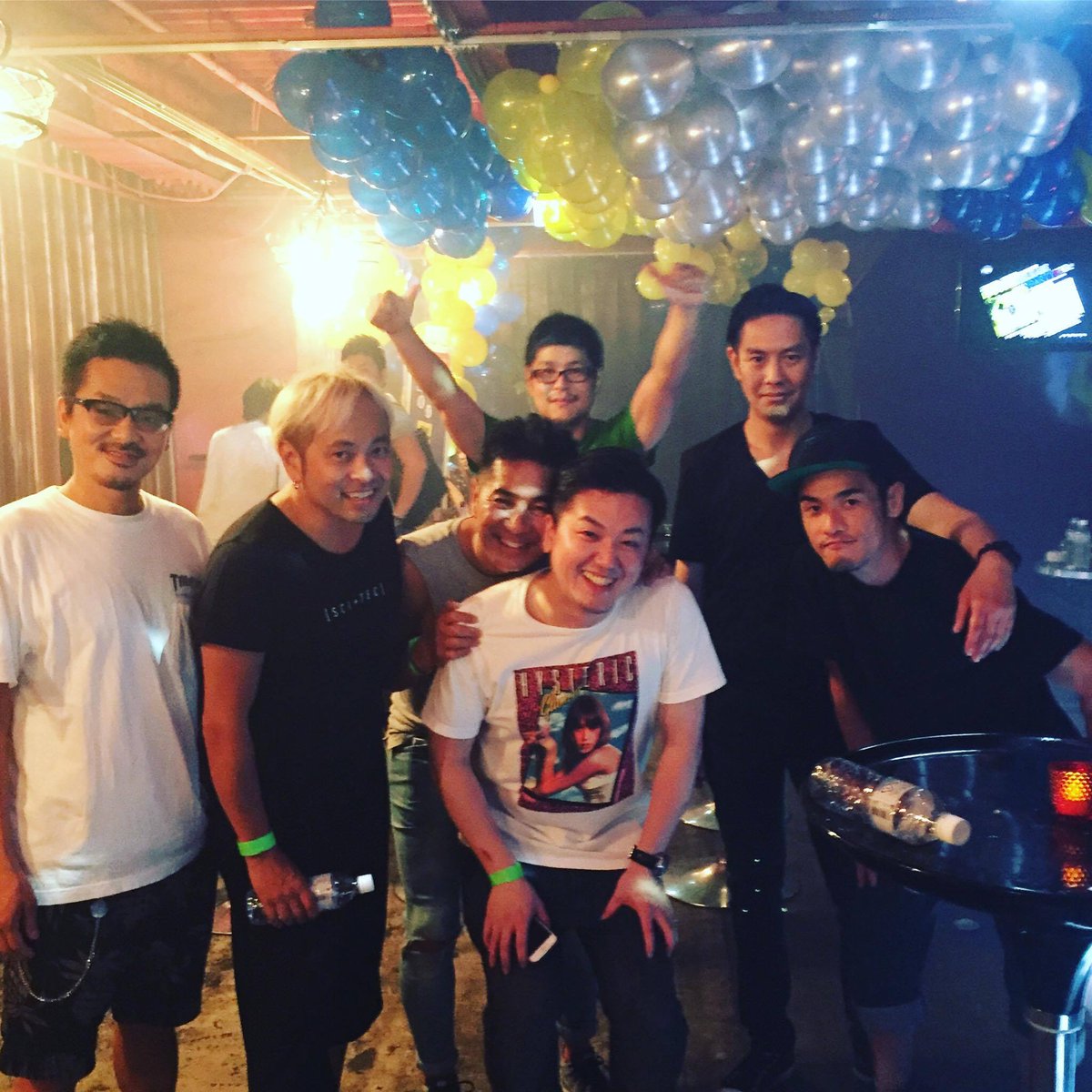 royalmirrorball's tweet photo. 2017年8月7日 渋谷 RLlounge
"Double Release Party"
DJ木村コウ氏プロデュースで"Res Q me"の12インチ発売のリリパの画像（新川本人・出演者集合写真）
@dj_uiroh @Alpha_One_Net @WantYouRecords https://t.co/H4QvWwhe2C
