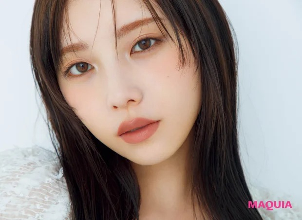 マキア編集部 (@maquia_magazine) on Twitter photo どっちの与田ちゃんが好き?😼
今季のリップトレンドは「ツヤぷる」と「ソフトマット」💋この2大トレンドを #与田祐希 さんが披露✨潤い湧き上がるジューシーな唇も、ツヤを秘めた上質なマットも、どちらの進化も見逃せない!
▼詳しくはこちら
maquia.hpplus.jp/makeup/news/10… どっちの与田ちゃんが好き?😼
今季のリップトレンドは「ツヤぷる」と「ソフトマット」💋この2大トレンドを #与田祐希 さんが披露✨潤い湧き上がるジューシーな唇も、ツヤを秘めた上質なマットも、どちらの進化も見逃せない!
▼詳しくはこちら
maquia.hpplus.jp/makeup/news/10…
