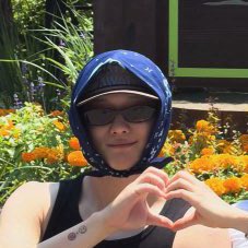 왤케 귀엽게 생겻지.......