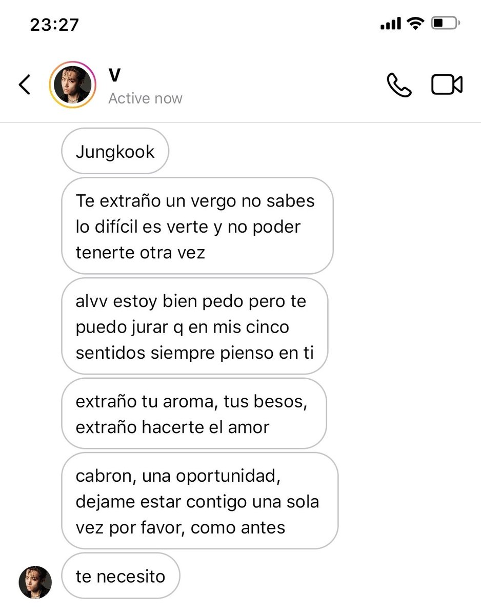 ninihvs's tweet photo. COMO ANTES 🔞 — mini au #taekook #vkook

Taehyung es un cantante reconocido, con una vida de excesos y lujos, teniendo la posibilidad de tener a quien quiera a sus pies.

Pero su corazón sigue estancado en Jungkook, aquel lindo chico de quien se enamoró antes de ser famoso. https://t.co/rg2wxd4Xuw