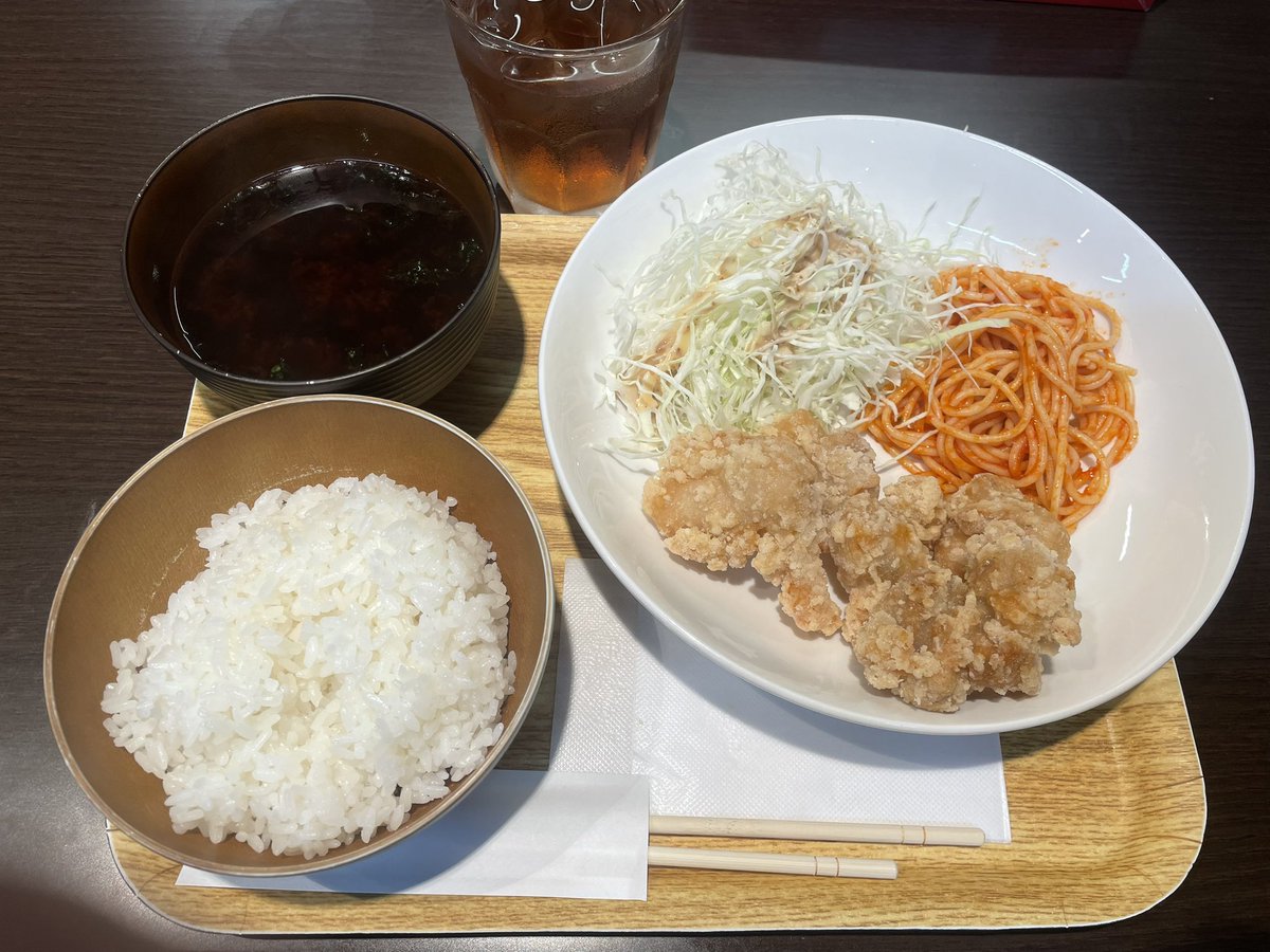 t0m0ya_0118's tweet photo. 一旦今日で最終日

#Cafe2ndSTAGE https://t.co/on30TSrxju