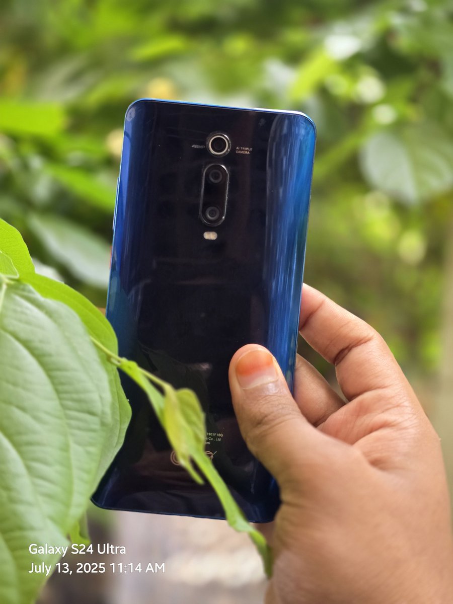 kriskuthu's tweet image. When Beauty crosses the Boundary of time..#material3expressive android 16..
Get the same feeling @Siva_Bharani.....@sandeep9sarma such a wonderful device using it for 6 years..hardware is goat.. expecting same on software..#xiaomifan